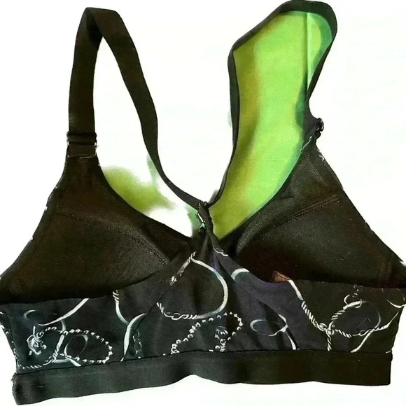 Victoria Secret Sport lightweight bra size 32B - Picture 3 of 4